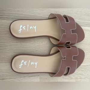 French Sole FSNY Alibi Sandals in Cognac 8.5 like new